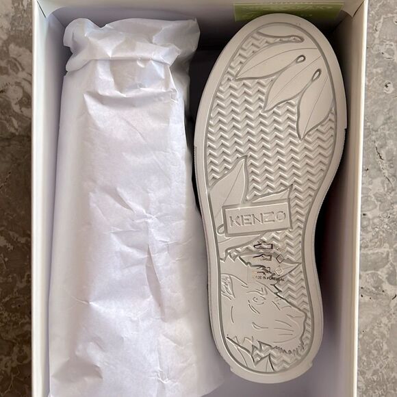 Kenzo Kid's Tiger Leather Low-Top Sneakers, NWT, Size EU 26, US 9.5 - Picture 9 of 12